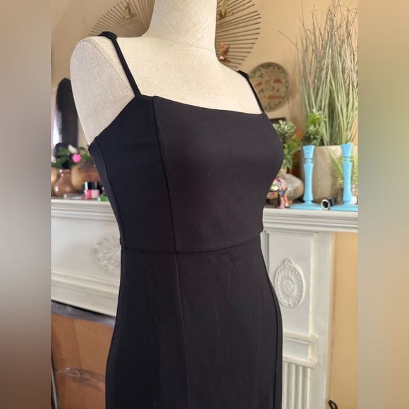 NBD Eileen Gown with slit in black size M - Picture 13 of 15
